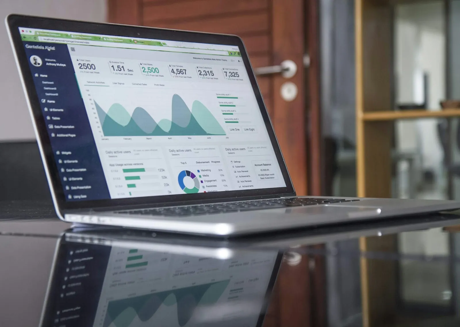 Тематическое изображение: SEO-продвижение